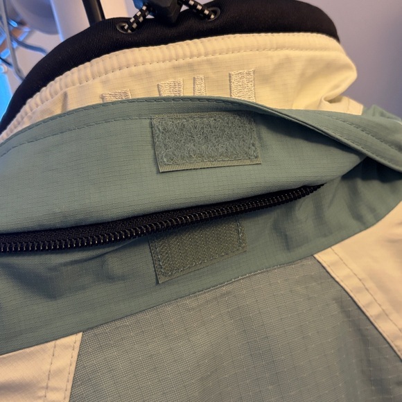 Helly Hansen women’s Ski Snow Winter Jacket Large - Picture 12 of 12